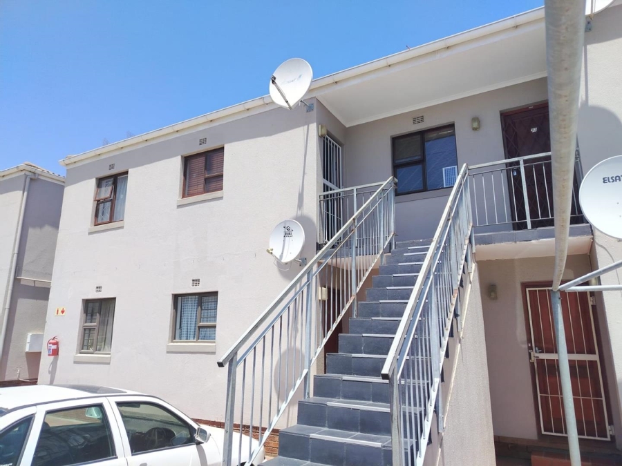2 Bedroom Property for Sale in St Dumas Western Cape